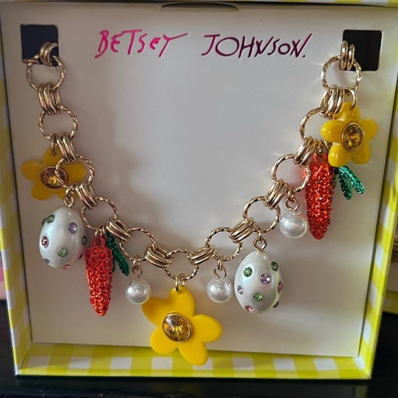 New Betsey Johnson Charm Necklace - Picture 7 of 8